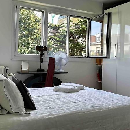 Private Bedrooms Near Eiffel Tower ปารีส ภายนอก รูปภาพ