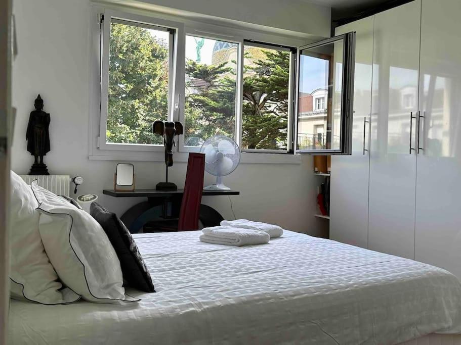 Private Bedrooms Near Eiffel Tower ปารีส ภายนอก รูปภาพ